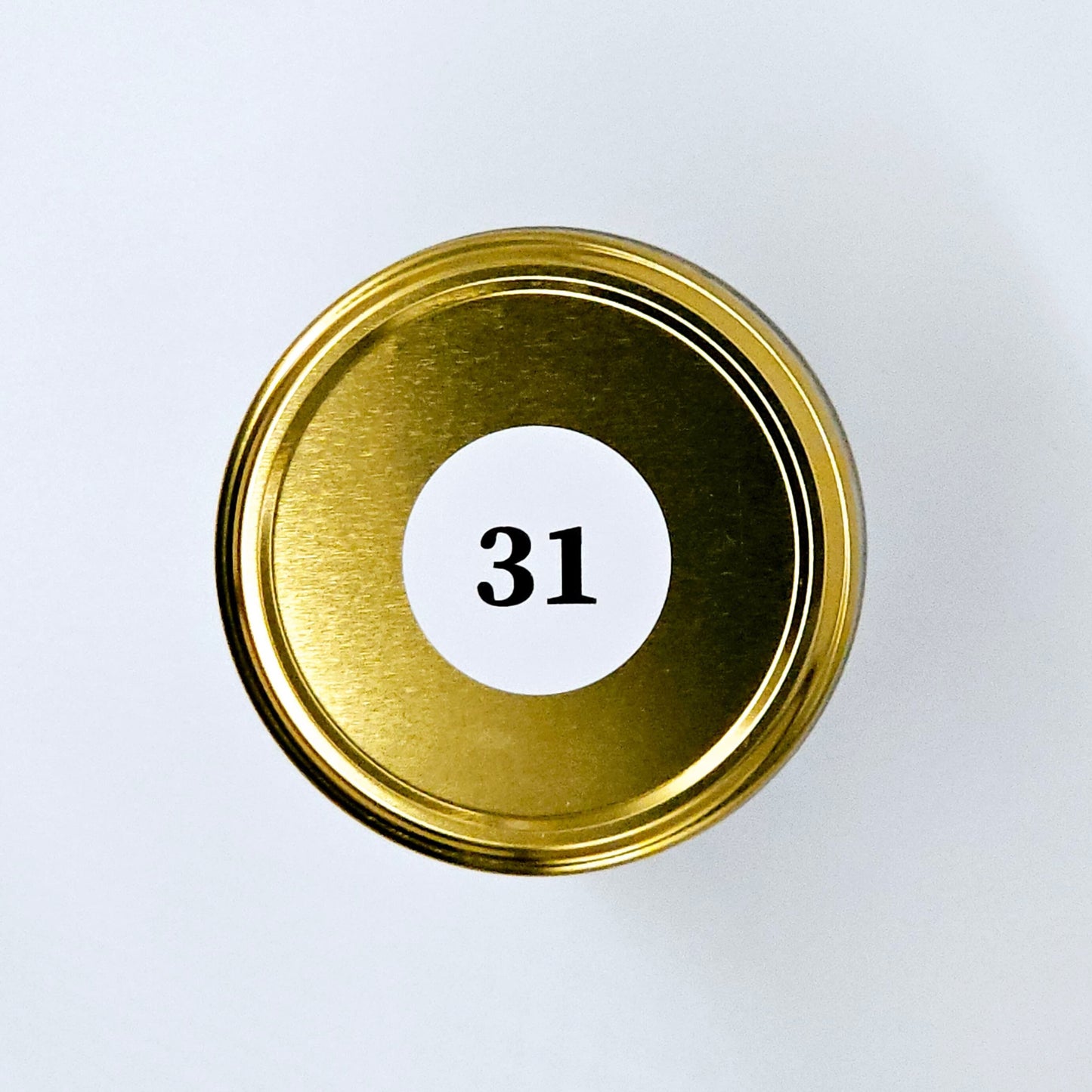 Candlelight-on - geurkaars met geboortebloem en geboortedatum - maart - o.b.v. sojawas en etherische oliën