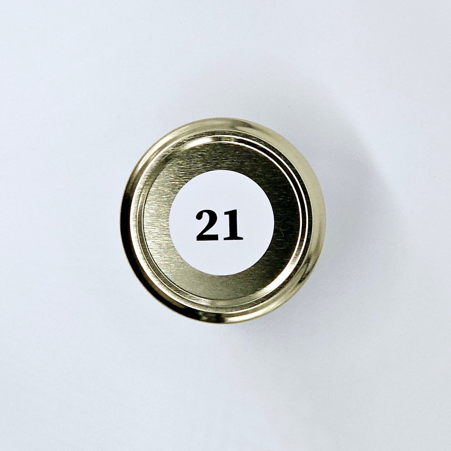 Candlelight-on - geurkaars met geboortebloem en geboortedatum - februari - o.b.v. sojawas en etherische oliën