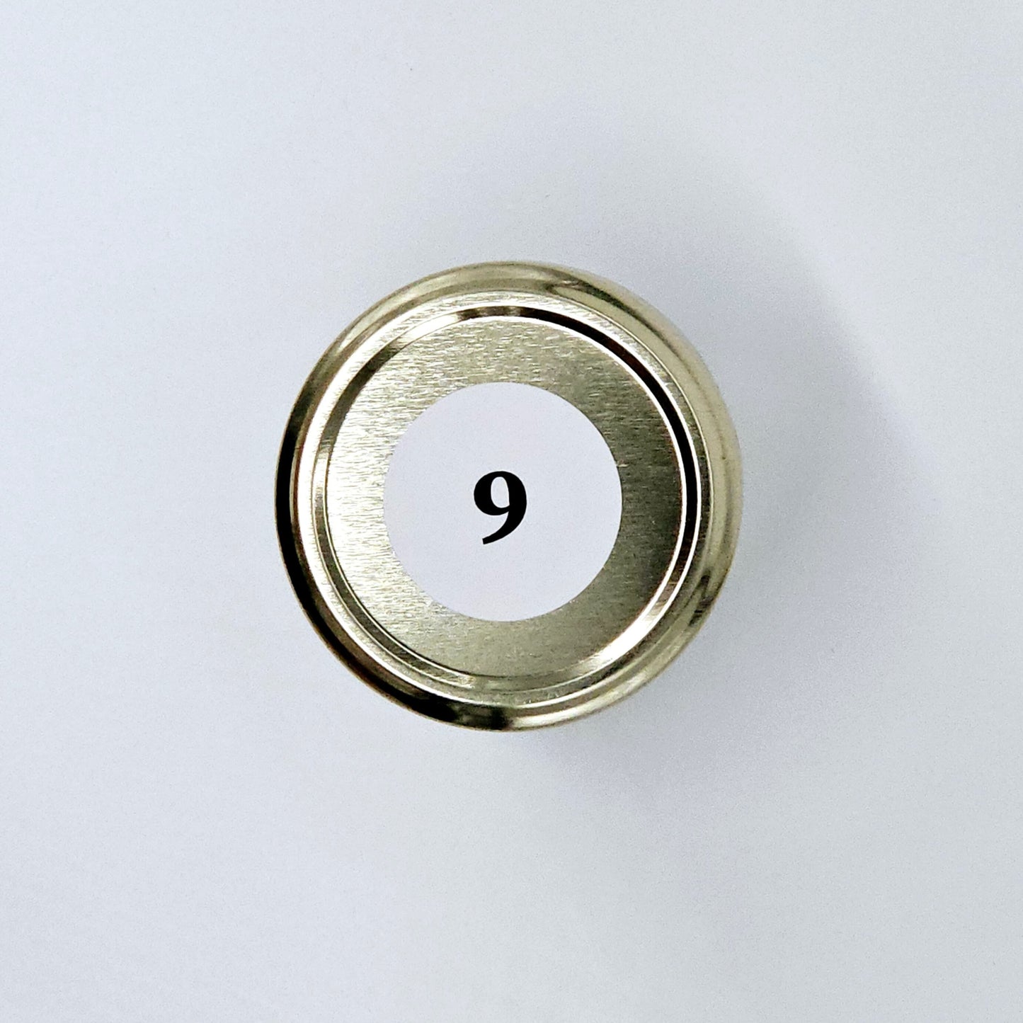 Candlelight-on - geurkaars met geboortebloem en geboortedatum - februari - o.b.v. sojawas en etherische oliën