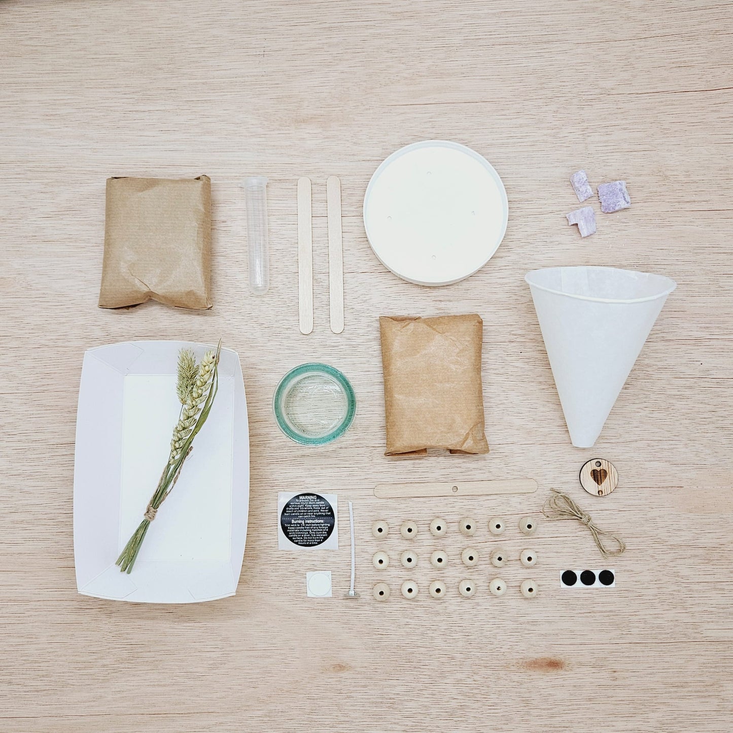 DIY pakket - Kralenkaarsje met geurdecoratie - lavendel