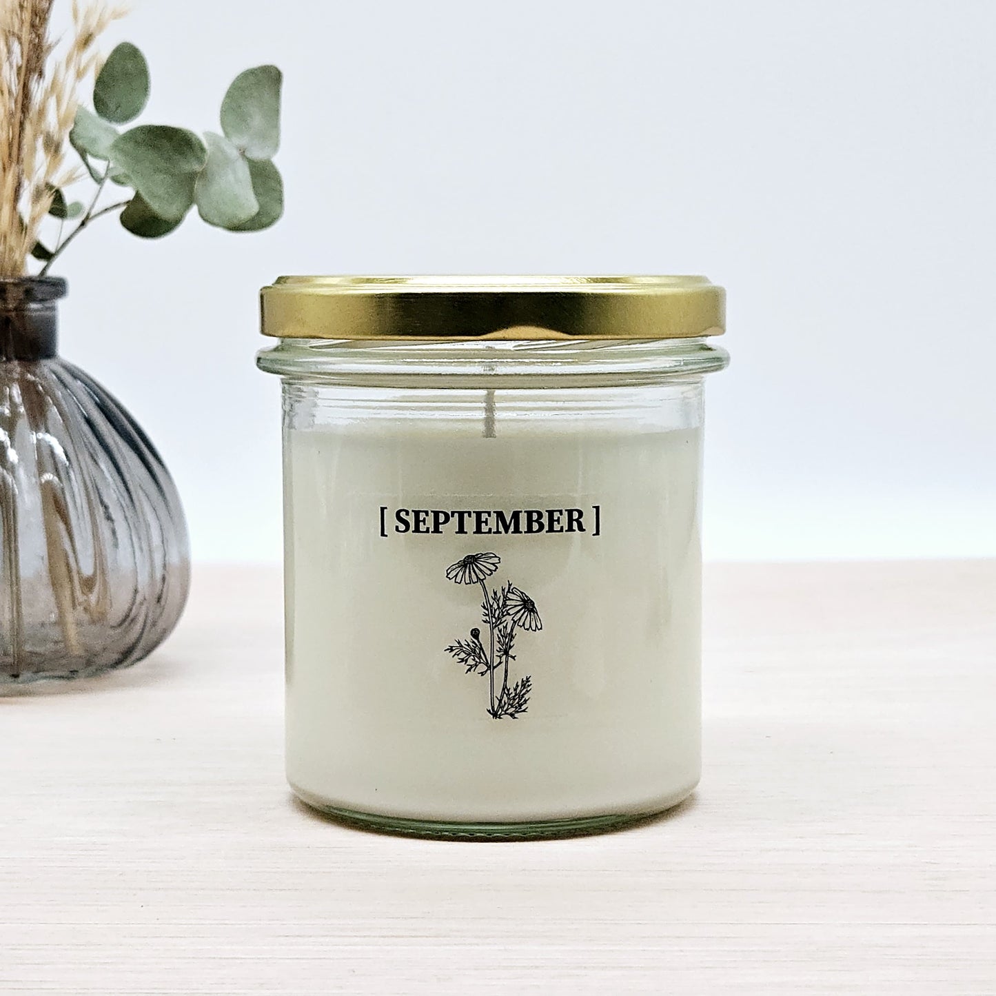 Candlelight-on - geurkaars met geboortebloem en geboortedatum - september - o.b.v. sojawas en etherische oliën